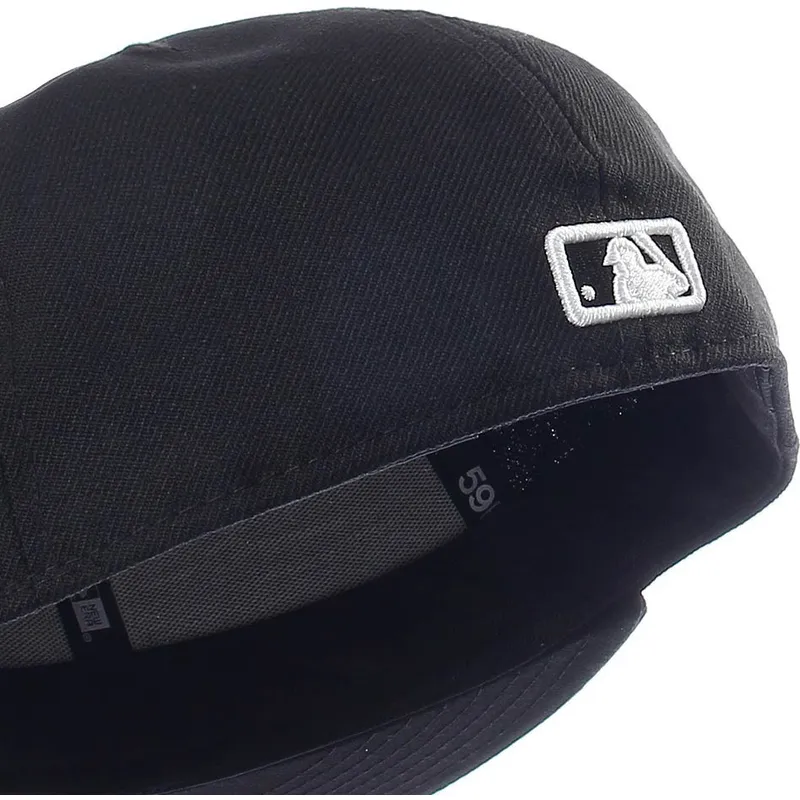 siltovka-rovna-cierna-upravena-59fifty-essential-boston-red-sox-mlb-new-era