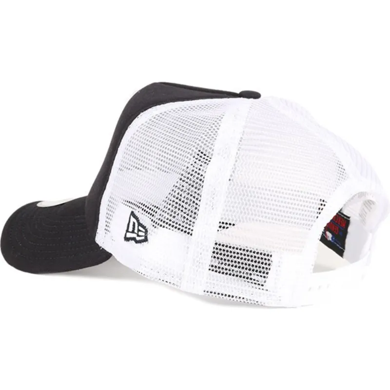 siltovky-zaoblena-kamionista-tmavomodra-snapback-clean-a-frame-new-york-yankees-mlb-new-era