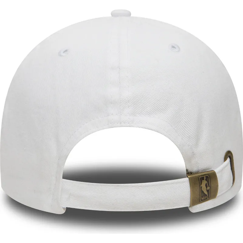 siltovky-zaoblena-biely-nastavitelny-pasik-9forty-washed-chicago-bulls-nba-new-era