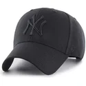 cap-zaoblena-black-snapback-new-york-yankees-mlb-47-brand