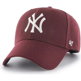 cap-zaoblena-red-snapback-granate-new-york-yankees-mlb-47-brand