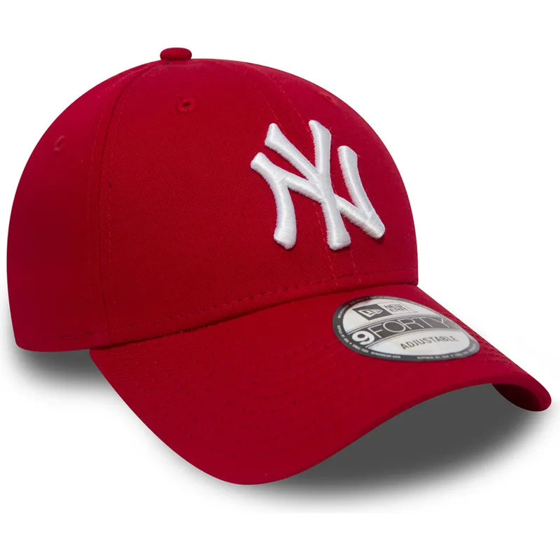 cap-zaoblena-red-adjustable-strap-9forty-essential-new-york-yankees-mlb-new-era cap-zaoblena-red-adjustable-strap-9forty-essential-new-york-yankees-mlb-new-era