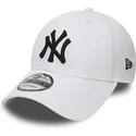 cap-zaoblena-white-adjustable-strap-9forty-essential-new-york-yankees-mlb-new-era