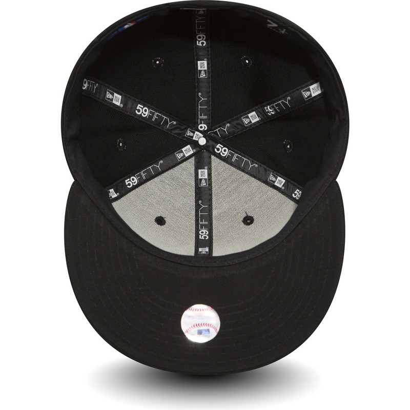 new-era-flat-brim-59fifty-essential-new-york-yankees-mlb-black-fitted-cap