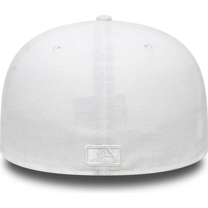 siltovka-rovna-biely-upravena-59fifty-white-on-white-new-york-yankees-mlb-new-era siltovka-rovna-biely-upravena-59fifty-white-on-white-new-york-yankees-mlb-new-era