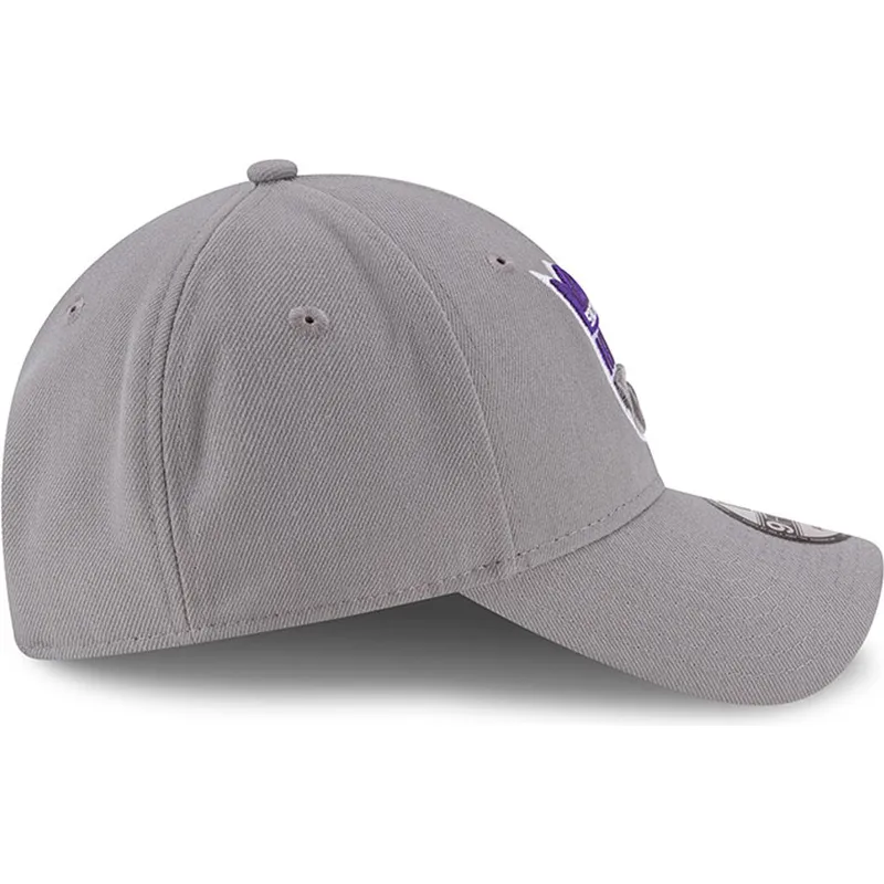 siltovka-zaoblena-siva-nastavitelny-9forty-the-league-sacramento-kings-nba-new-era siltovka-zaoblena-siva-nastavitelny-9forty-the-league-sacramento-kings-nba-new-era