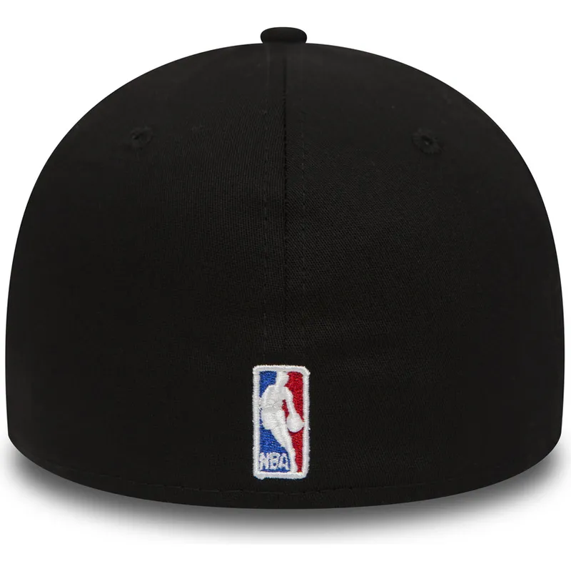 siltovka-zaoblena-cierna-upravena-39thirty-black-base-chicago-bulls-nba-new-era siltovka-zaoblena-cierna-upravena-39thirty-black-base-chicago-bulls-nba-new-era