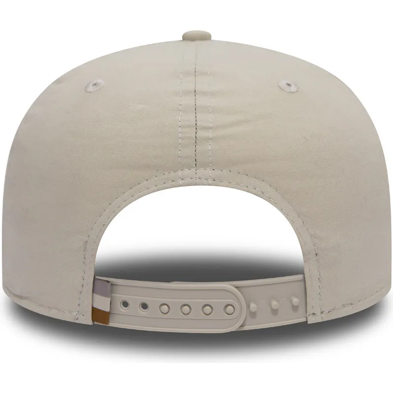 siltovka-rovna-ruzova-snapback-9fifty-lightweight-essential-new-york-yankees-mlb-new-era