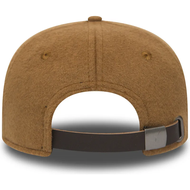 siltovka-rovna-hneda-nastavitelny-9fifty-premium-classic-new-era siltovka-rovna-hneda-nastavitelny-9fifty-premium-classic-new-era