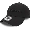 schwarze-verstellbare-kappe-mit-gebogenem-schirm-und-schwarzem-logo-9forty-est-1963-von-mclaren-racing-formula-1-von-new-era