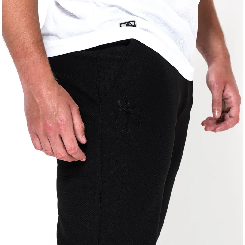 nohavice-dlhe-nohavice-cierna-jogger-stealth-new-york-yankees-mlb-new-era nohavice-dlhe-nohavice-cierna-jogger-stealth-new-york-yankees-mlb-new-era