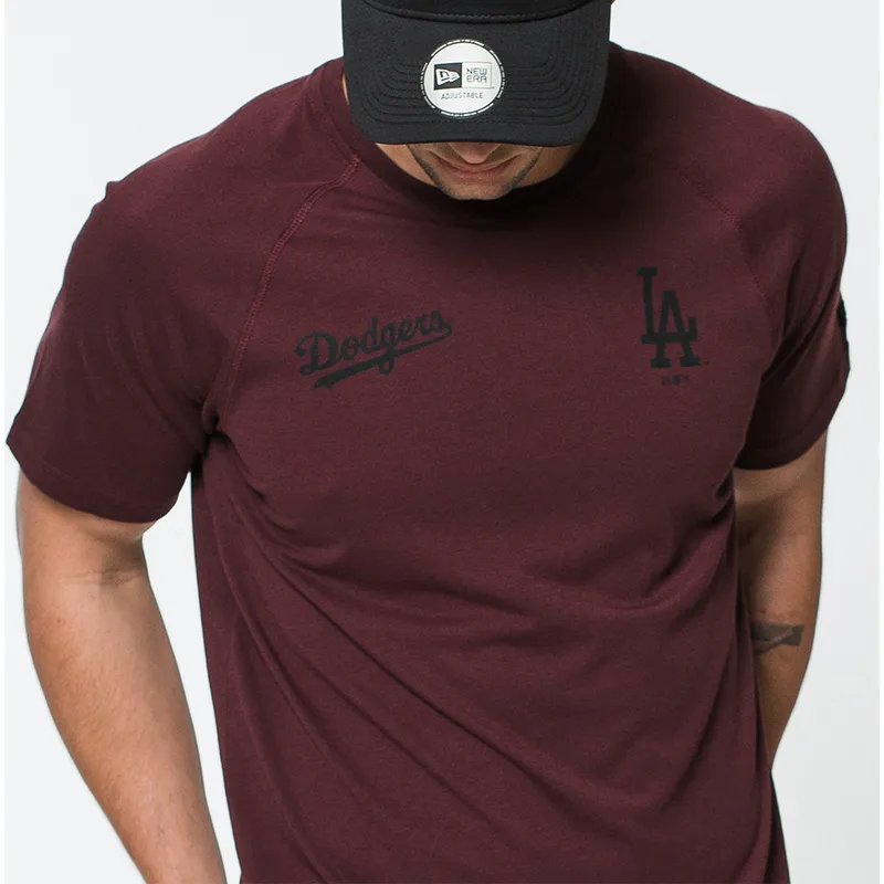 tricka-kratky-rukav-cervena-tech-series-los-angeles-dodgers-mlb-new-era tricka-kratky-rukav-cervena-tech-series-los-angeles-dodgers-mlb-new-era