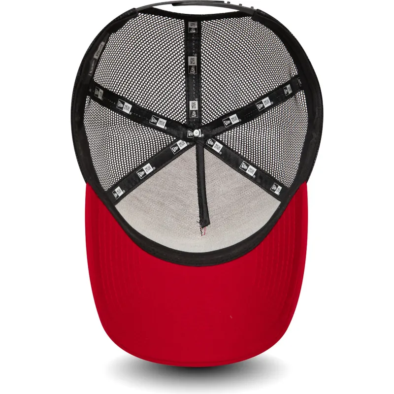 siltovka-zaoblena-cervena-snapback-patch-a-frame-new-era