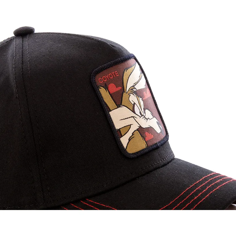 siltovka-zaoblena-cierna-snapback-coy3-kojot-looney-tunes-capslab