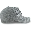 siltovka-zaoblena-siva-snapback-ajustable-9forty-engineered-fit-new-york-yankees-mlb-new-era