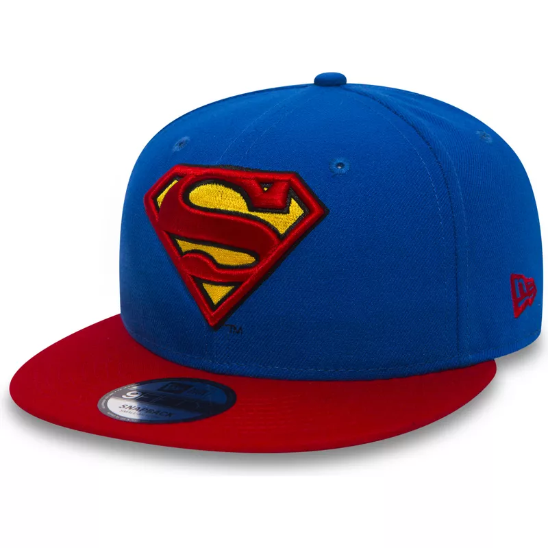 new-era-flat-brim-9fifty-team-superman-warner-bros-snapback-cap-blau-mit-rotem-schirm