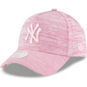 siltovka-zaoblena-ruzova-snapback-ajustable-9forty-a-frame-engineered-fit-new-york-yankees-mlb-new-era