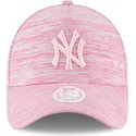 siltovka-zaoblena-ruzova-snapback-ajustable-9forty-a-frame-engineered-fit-new-york-yankees-mlb-new-era