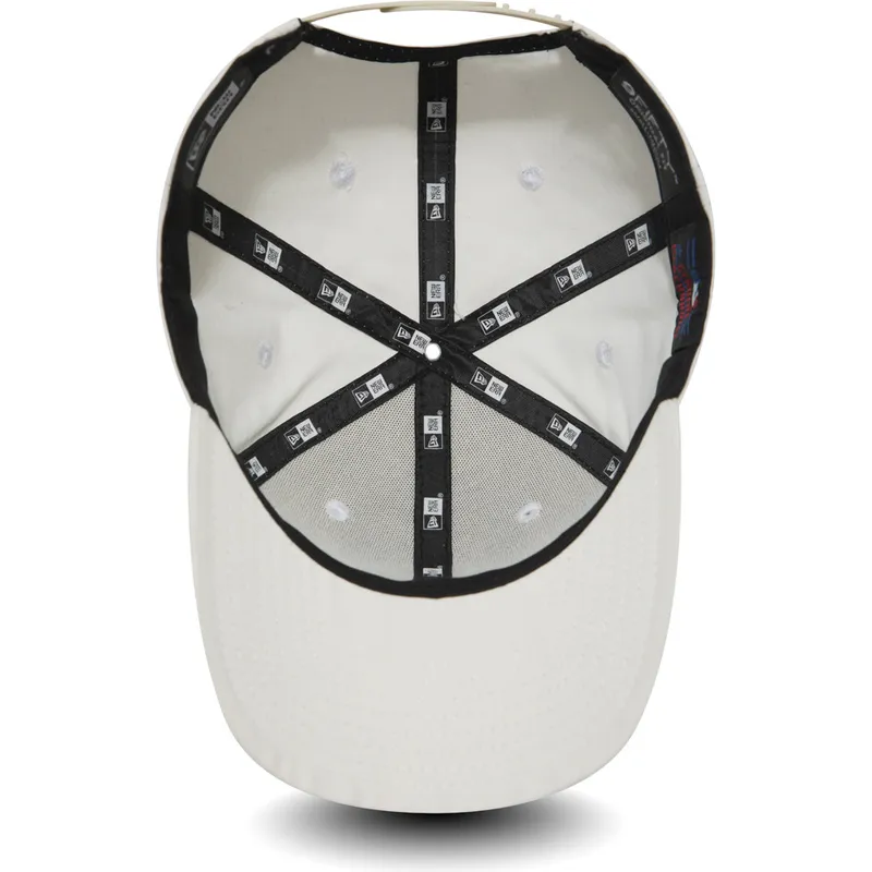 siltovka-zaoblena-biely-snapback-9fifty-nylon-pre-curved-fit-new-york-yankees-mlb-new-era