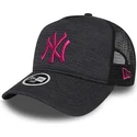 siltovka-zaoblena-siva-snapback-9forty-essential-jersey-new-york-yankees-mlb-new-era