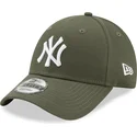 cap-zaoblena-green-adjustable-strap-9forty-league-essential-new-york-yankees-mlb-new-era
