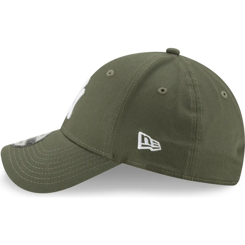 cap-zaoblena-green-adjustable-strap-9forty-league-essential-new-york-yankees-mlb-new-era