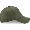 cap-zaoblena-green-adjustable-strap-9forty-league-essential-new-york-yankees-mlb-new-era