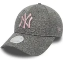 siltovka-zaoblena-siva-nastavitelny-pasik-rosa-9forty-tech-jersey-new-york-yankees-mlb-new-era