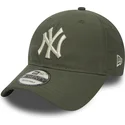 siltovka-zaoblena-zelena-nastavitelny-9twenty-nylon-packable-new-york-yankees-mlb-new-era