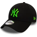 siltovka-zaoblena-cierna-nastavitelny-9forty-league-essential-neon-new-york-yankees-mlb-new-era