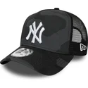 siltovka-zaoblena-kamuflaz-snapback-essential-camo-a-frame-new-york-yankees-mlb-new-era