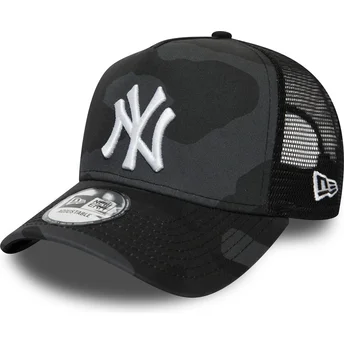 siltovka-zaoblena-kamuflaz-snapback-essential-camo-a-frame-new-york-yankees-mlb-new-era