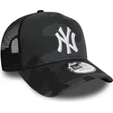 siltovka-zaoblena-kamuflaz-snapback-essential-camo-a-frame-new-york-yankees-mlb-new-era