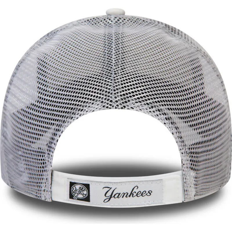 siltovka-zaoblena-biely-snapback-9forty-summer-league-new-york-yankees-mlb-new-era