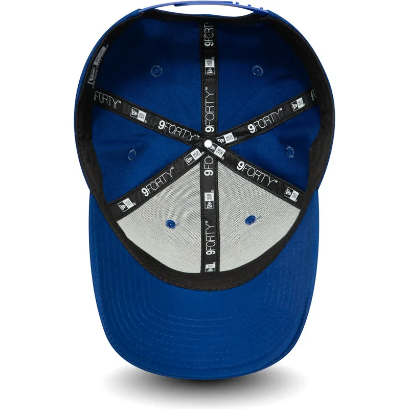 siltovka-zaoblena-modra-snapback-9forty-chelsea-football-club-chelsea-football-club-premier-league-new-era siltovka-zaoblena-modra-snapback-9forty-chelsea-football-club-chelsea-football-club-premier-league-new-era