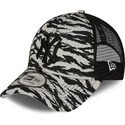 siltovka-zaoblena-siva-snapback-9forty-tiger-print-new-york-yankees-mlb-new-era