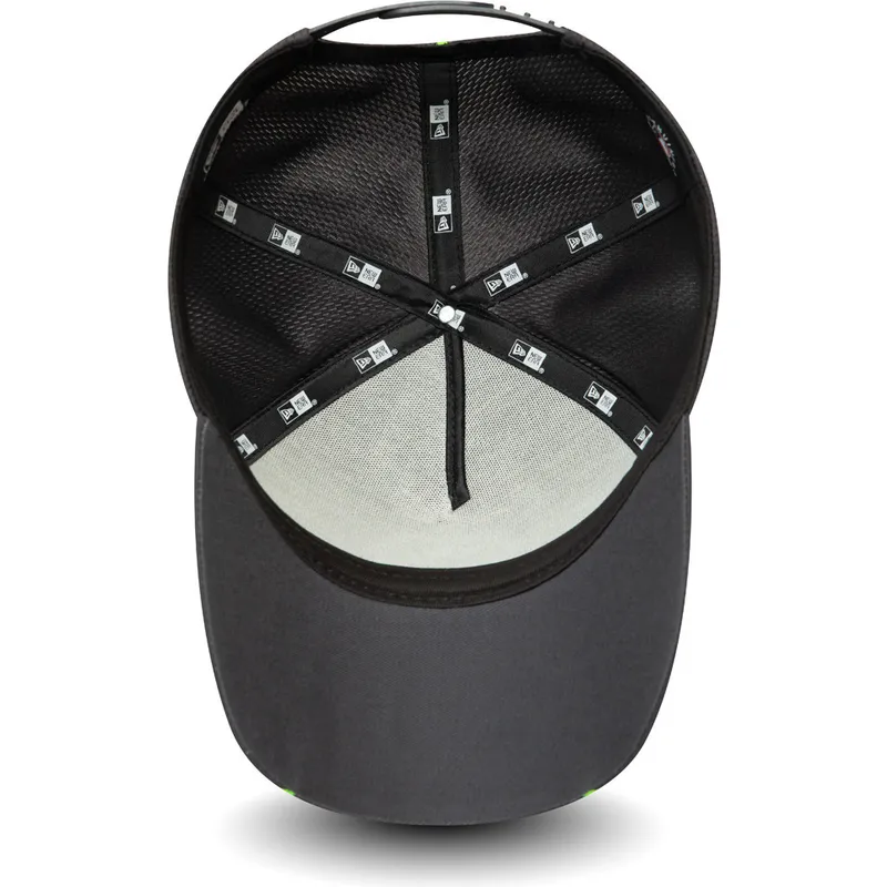 siltovka-zaoblena-siva-snapback-feather-pipe-a-frame-new-york-yankees-mlb-new-era