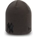 ciapka-siva-skull-knit-league-essential-new-york-yankees-mlb-new-era
