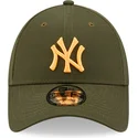 cap-zaoblena-green-adjustable-strap-9forty-league-essential-new-york-yankees-mlb-new-era