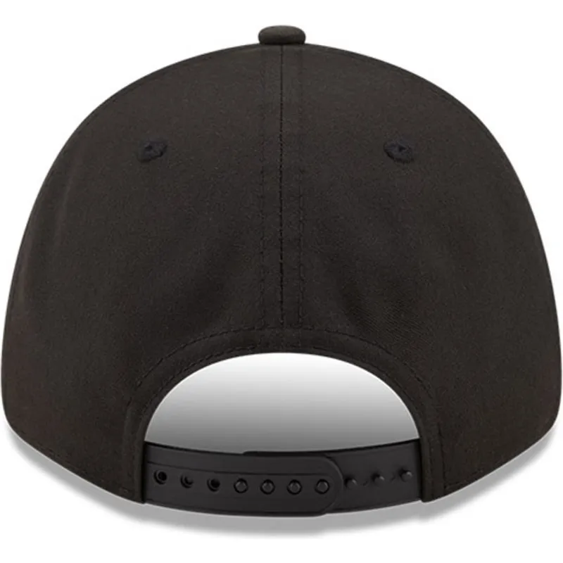 siltovka-zaoblena-cierna-snapback-9forty-black-and-gold-chicago-bulls-nba-new-era siltovka-zaoblena-cierna-snapback-9forty-black-and-gold-chicago-bulls-nba-new-era