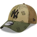 siltovka-zaoblena-zelena-nastavitelny-9forty-paisley-print-new-york-yankees-mlb-new-era