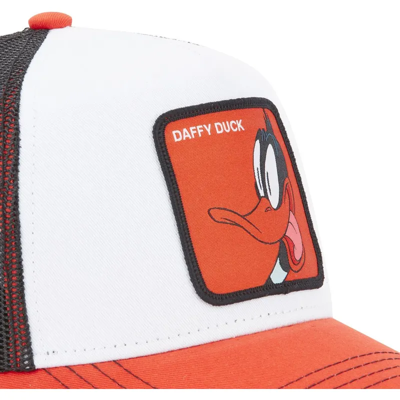 siltovka-zaoblena-biely-snapback-loo5-daf1-kacer-duffy-looney-tunes-capslab