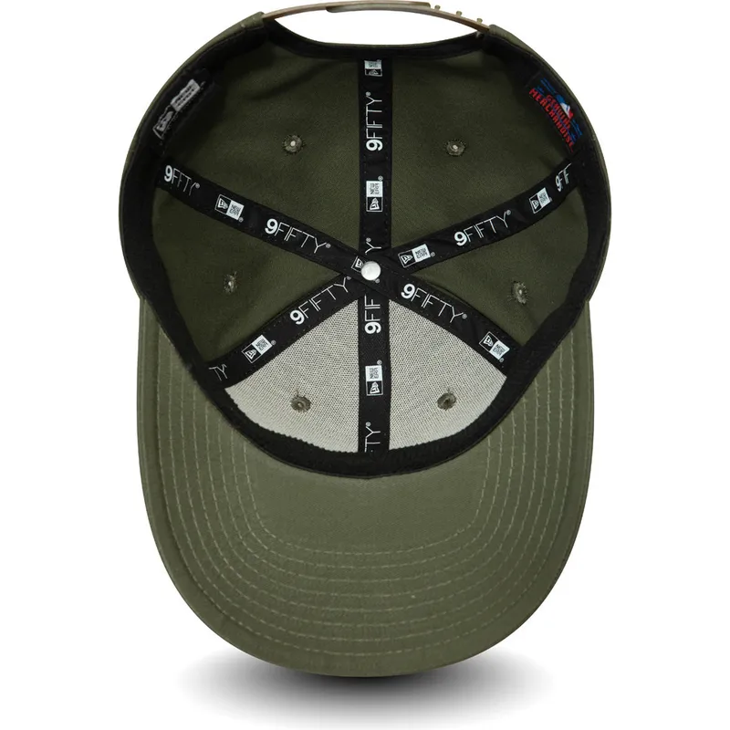 siltovka-zaoblena-zelena-snapback-9fifty-stretch-snap-league-essential-new-york-yankees-mlb-new-era