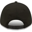 siltovka-zaoblena-cierna-snapback-9forty-black-base-chicago-bulls-nba-new-era