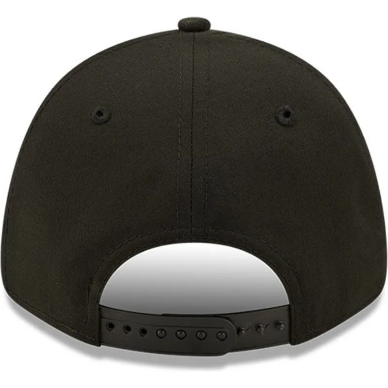 siltovka-zaoblena-cierna-snapback-rosa-9forty-black-base-new-york-yankees-mlb-new-era