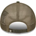 siltovka-zaoblena-biely-snapback-a-frame-stadium-food-hot-dog-new-york-yankees-mlb-new-era
