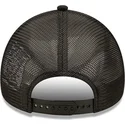 siltovka-zaoblena-cierna-snapback-a-frame-sporty-spongebob-new-era