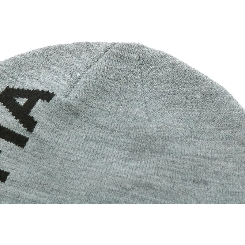 ciapka-siva-essential-classic-puma