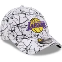 siltovka-zaoblena-biely-nastavitelny-9forty-marble-los-angeles-lakers-nba-new-era