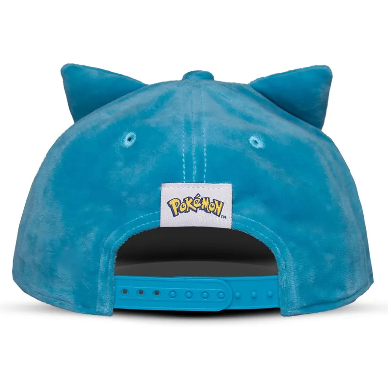 blaue-und-weisse-snapback-flatcap-snorlax-ibailax-plush-pokemon-von-difuzed
